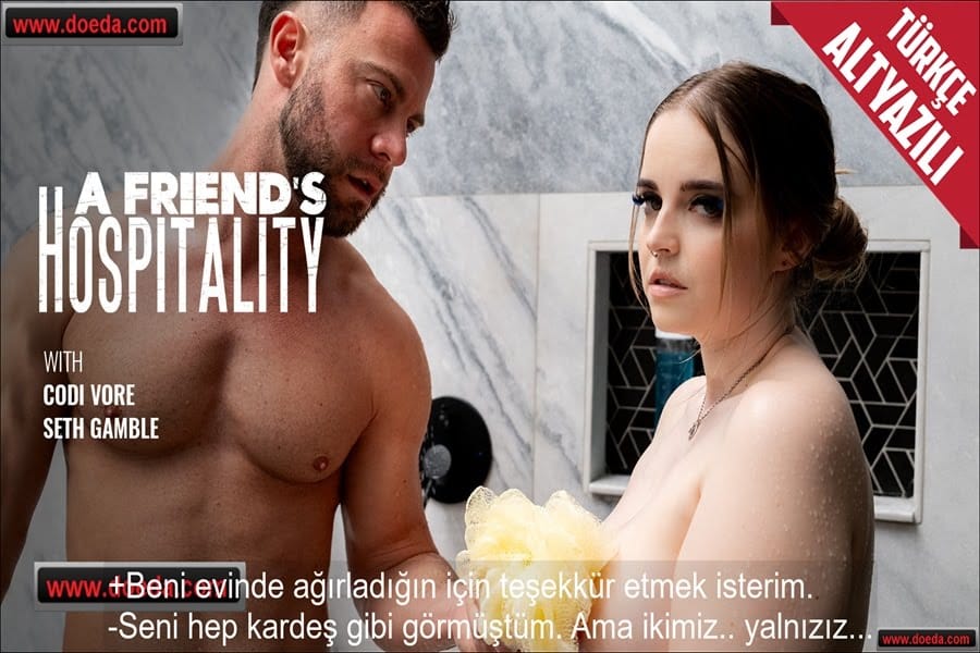 Sokakta Kalan Balık Etli Kız Kardeş Gibi Olduğu Arkadaşının Evinde Kalmaya Başladı